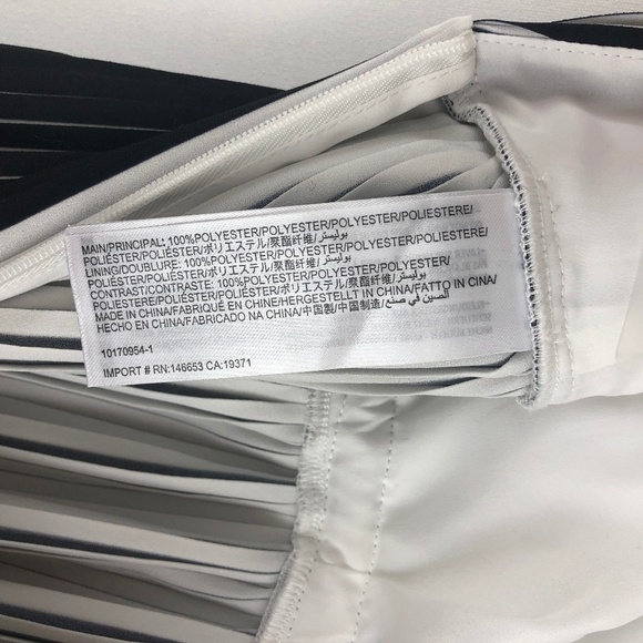 C/Meo Collective Dream Chaser Pleated Jumpsuit Small - Picture 8 of 8